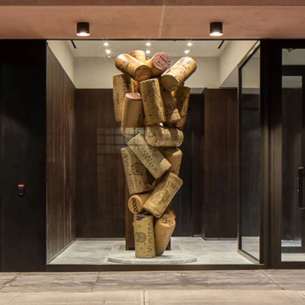 Corks Couple — sculpture view